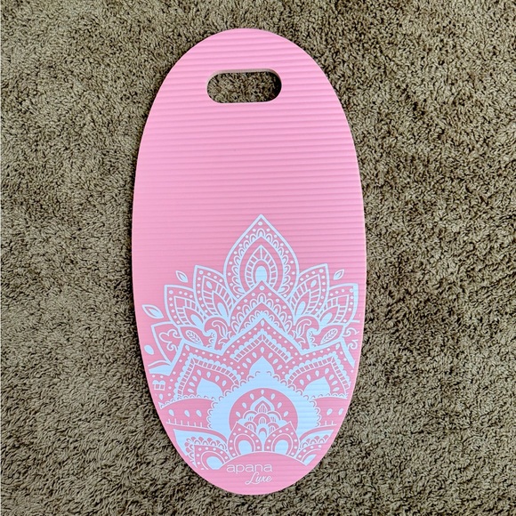 Apana Luxe Mini Yoga Mat - Picture 1 of 6